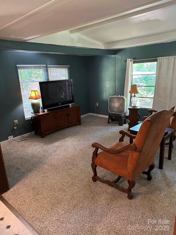 3036 Holly Hill Road, Hendersonville, NC 28792