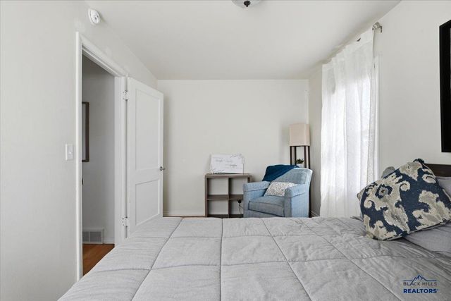 218 S CANYON RD, Rapid City, SD 57702
