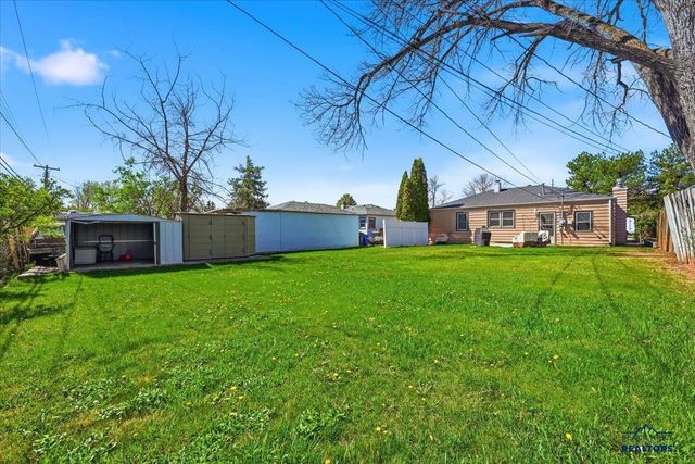218 S CANYON RD, Rapid City, SD 57702