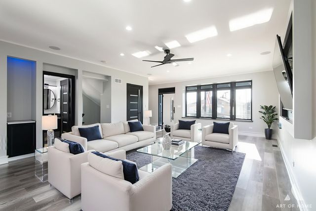 3710 W 113th Street, Chicago, IL 60655