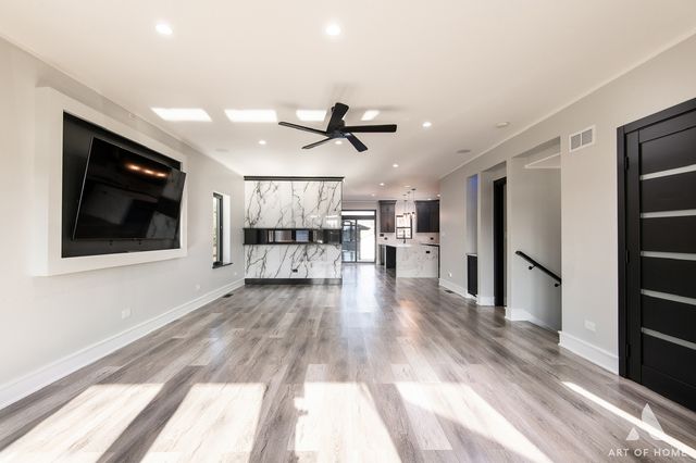 3710 W 113th Street, Chicago, IL 60655