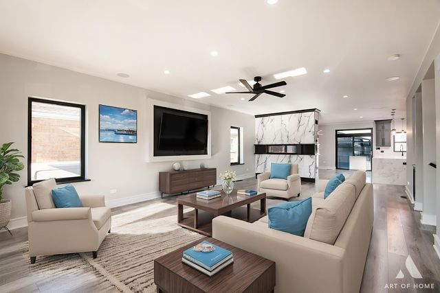 3710 W 113th Street, Chicago, IL 60655