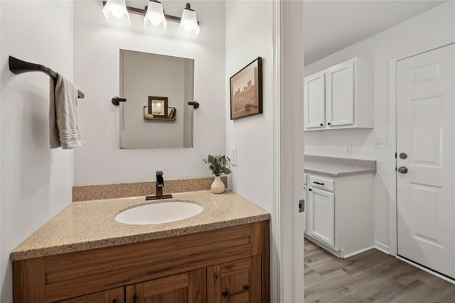 857 SE Lakeview Lane, Waukee, IA 50263