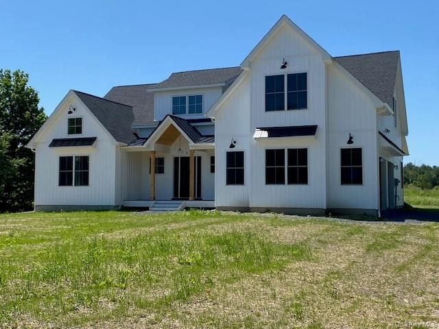 38 Sunset Lane, New Hampton, NY 10958