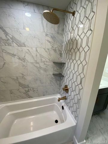 38 Sunset Lane, New Hampton, NY 10958