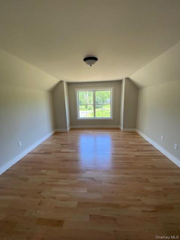 38 Sunset Lane, New Hampton, NY 10958