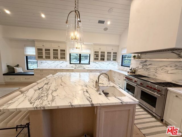 6025 Paseo Canyon Drive, Malibu, CA 90265