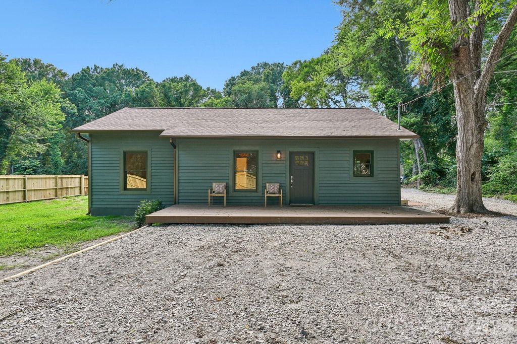 213 Kings Mountain Street A, York, SC 29745