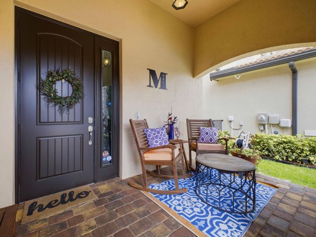 6819 Langdon Way, Lake Worth, FL 33463