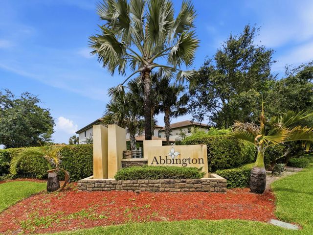 6819 Langdon Way, Lake Worth, FL 33463
