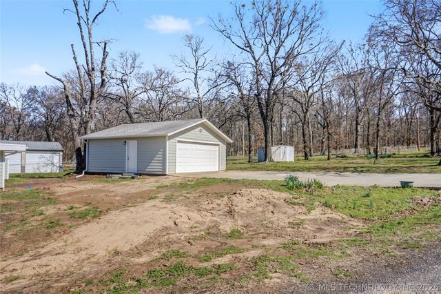 69418 S 325 Road, Wagoner, OK 74467