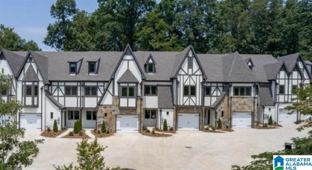 3009 VESTAVIA TERRACE DRIVE, Vestavia Hills, AL 35216