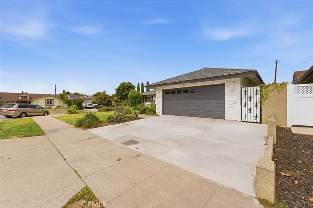 1467 N Kathleen, Orange, CA 92867