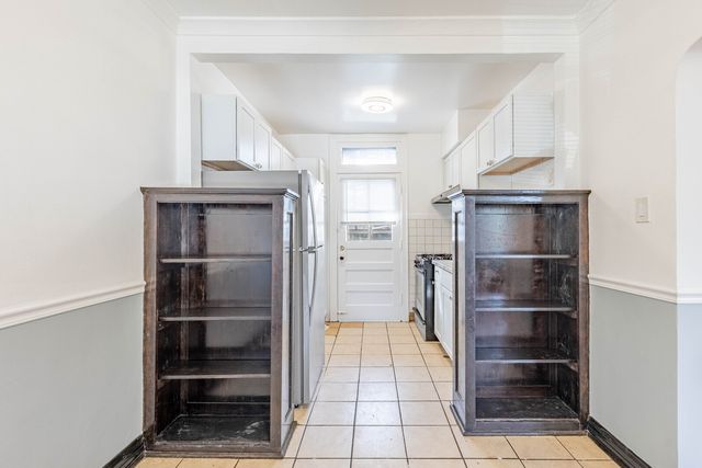 2453 W 56th Street R1, Chicago, IL 60629