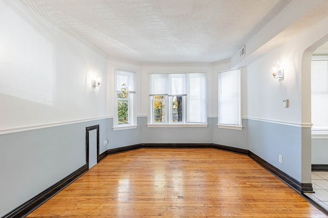 2453 W 56th Street R1, Chicago, IL 60629