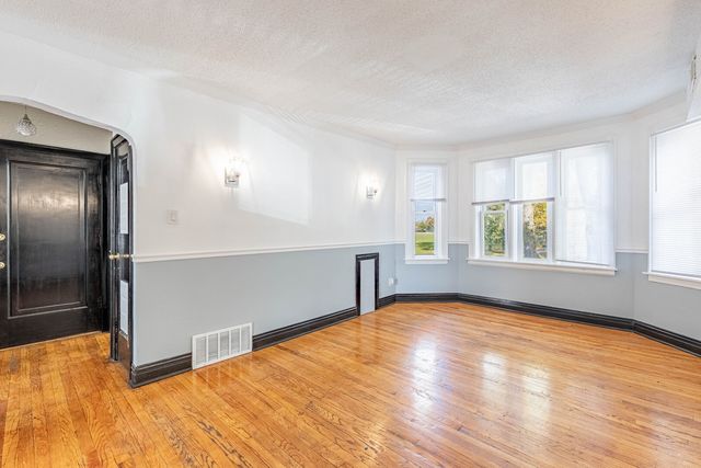 2453 W 56th Street R1, Chicago, IL 60629