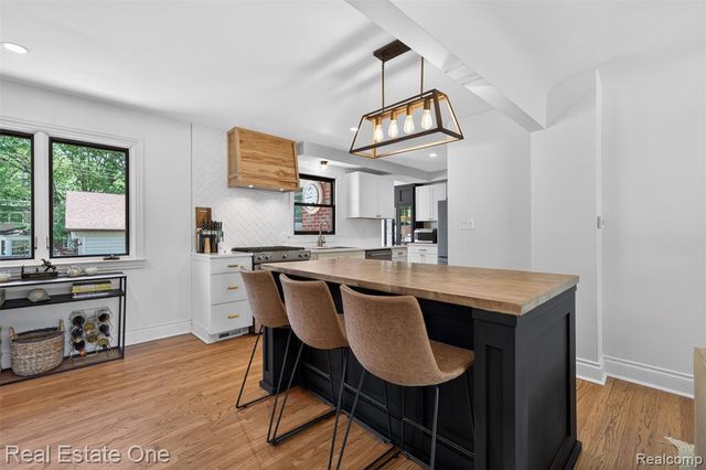 2822 Benjamin Avenue, Royal Oak, MI 48073