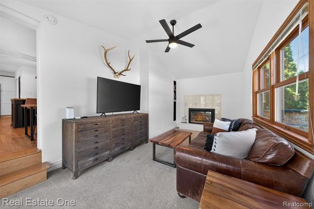 2822 Benjamin Avenue, Royal Oak, MI 48073