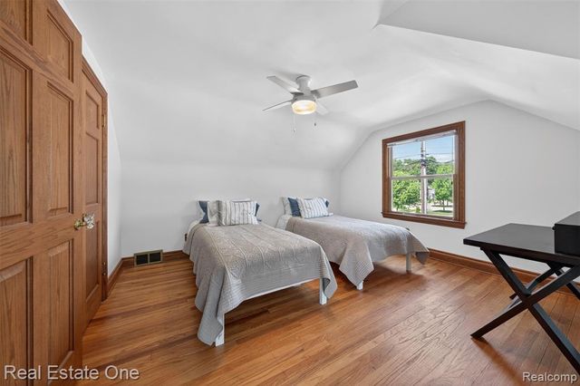 2822 Benjamin Avenue, Royal Oak, MI 48073