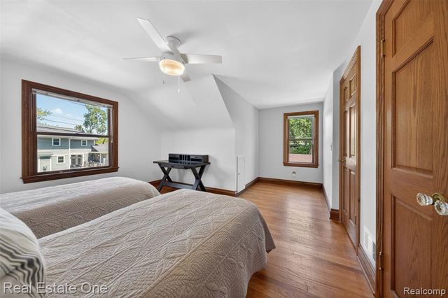 2822 Benjamin Avenue, Royal Oak, MI 48073