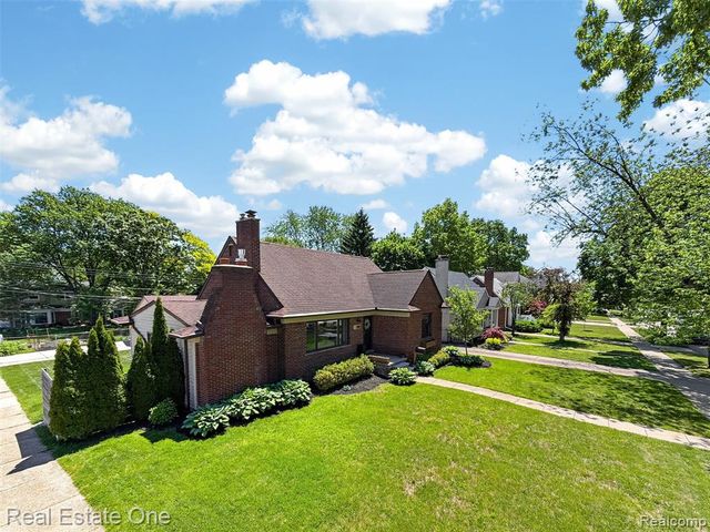 2822 Benjamin Avenue, Royal Oak, MI 48073