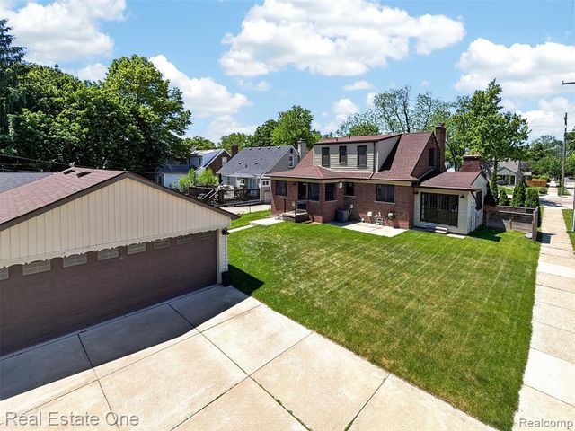2822 Benjamin Avenue, Royal Oak, MI 48073
