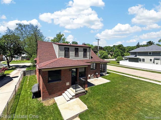 2822 Benjamin Avenue, Royal Oak, MI 48073