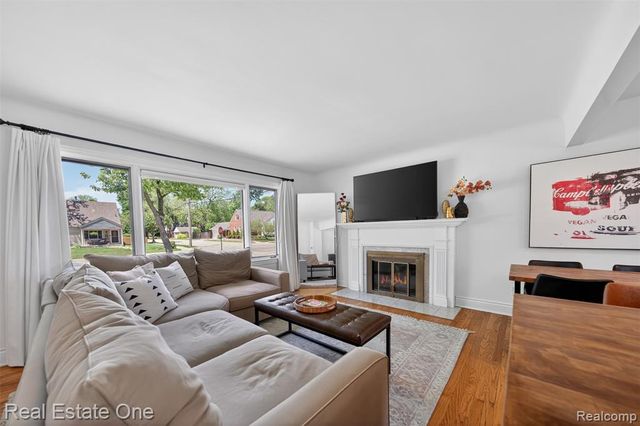 2822 Benjamin Avenue, Royal Oak, MI 48073
