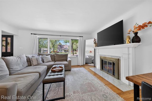 2822 Benjamin Avenue, Royal Oak, MI 48073