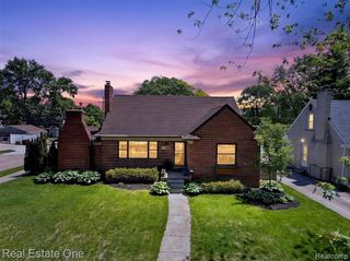 2822 Benjamin Avenue, Royal Oak, MI 48073