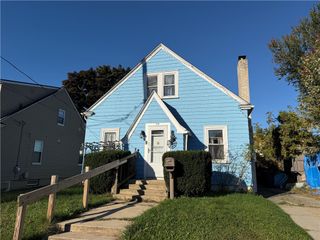 79 Pershing Street, Cranston, RI 02910