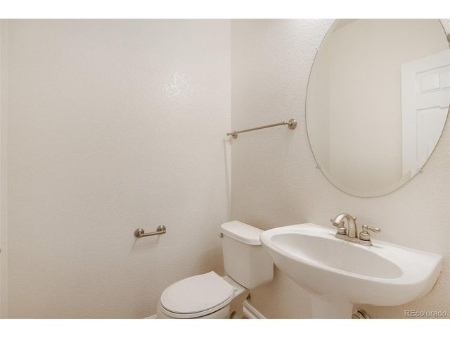 609 W Burgundy St B, Littleton, CO 80129