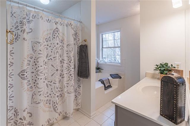 1710 Omie Way, Lawrenceville, GA 30043