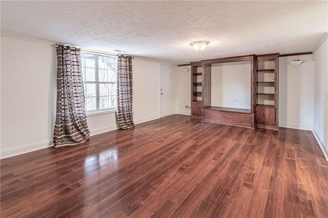 1710 Omie Way, Lawrenceville, GA 30043