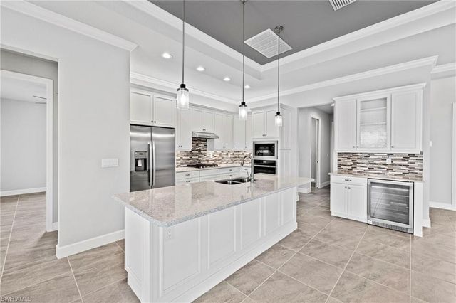 1319 NW 40th PL, Cape Coral, FL 33993