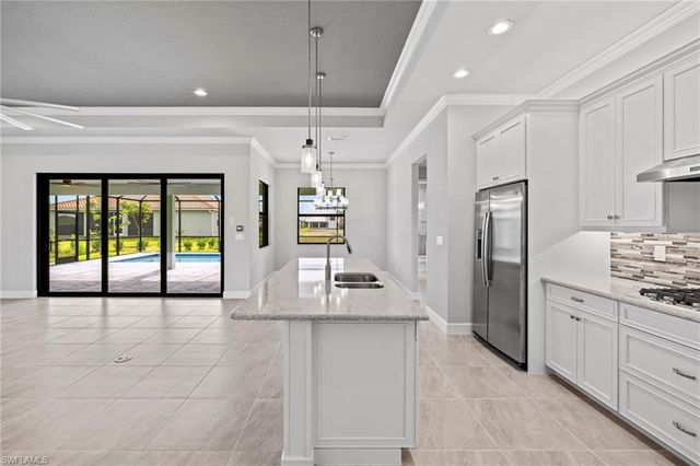 1319 NW 40th PL, Cape Coral, FL 33993