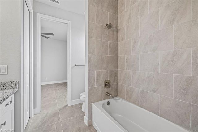 1319 NW 40th PL, Cape Coral, FL 33993