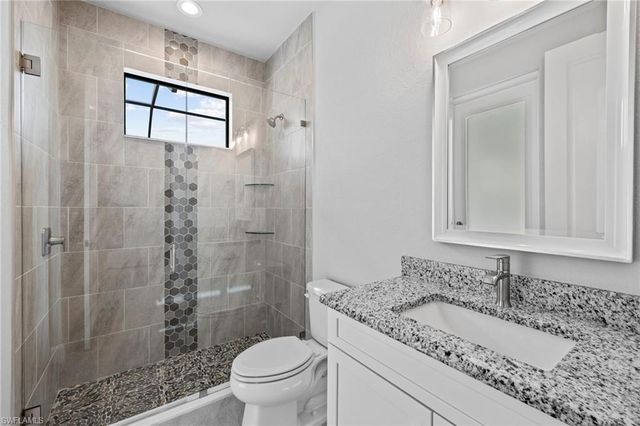 1319 NW 40th PL, Cape Coral, FL 33993