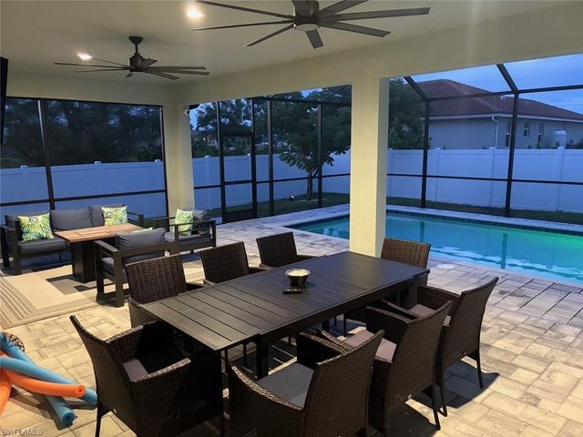 1319 NW 40th PL, Cape Coral, FL 33993