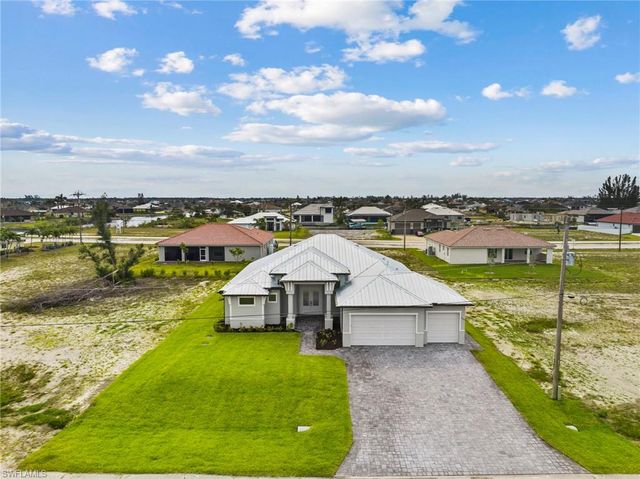 1319 NW 40th PL, Cape Coral, FL 33993