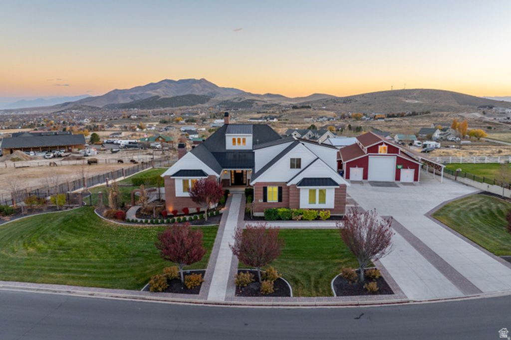 2628 E PRAIRIE DR, Eagle Mountain, UT 84005