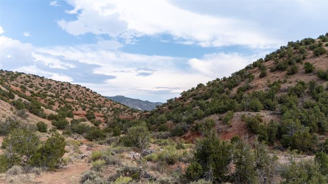 Plaza Blanca Ranch, Abiquiu, NM 87510