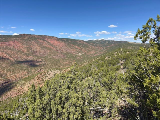 Plaza Blanca Ranch, Abiquiu, NM 87510