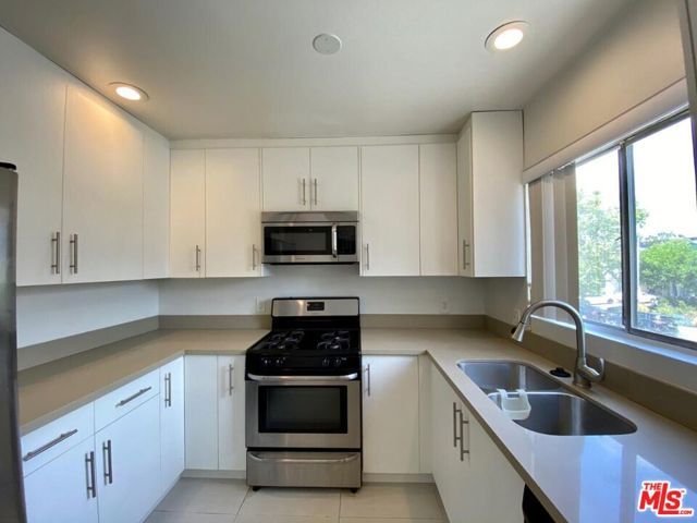149 S Hayworth Avenue 4, Los Angeles, CA 90048