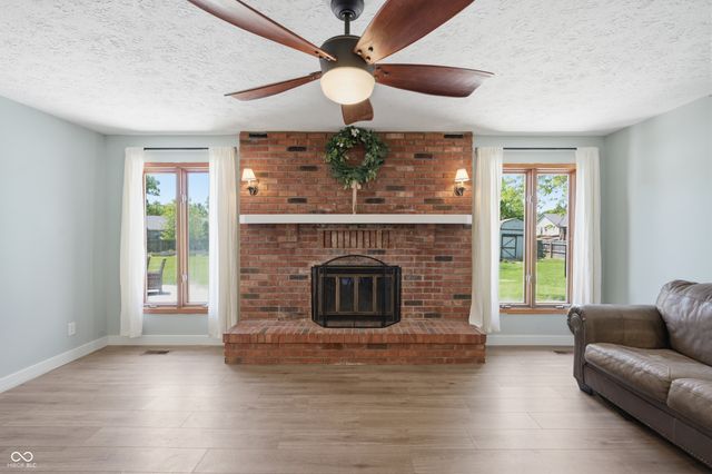 6825 E US Highway 136, Brownsburg, IN 46112