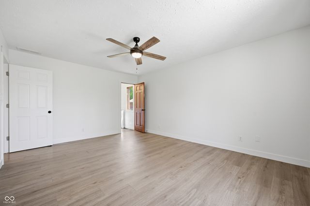 6825 E US Highway 136, Brownsburg, IN 46112