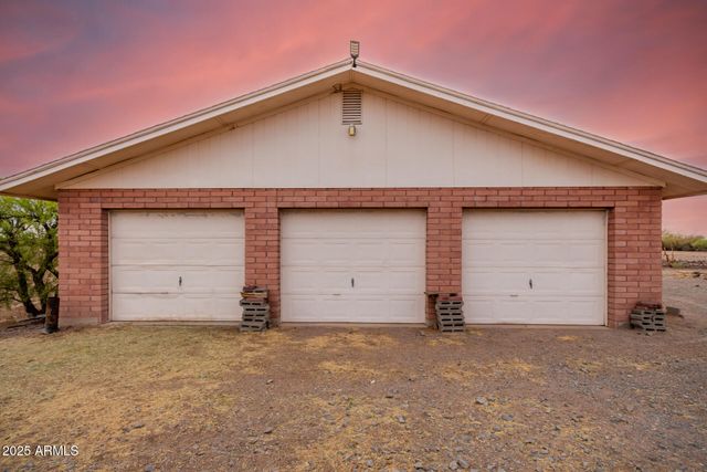 3510 S VERBENA Road, Casa Grande, AZ 85193