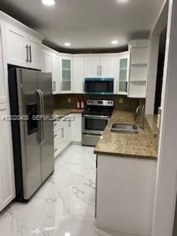 1311 NE 210th Ter A, Miami, FL 33179