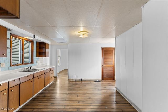 515 Walden Avenue, Tiltonsville, OH 43963