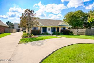 102 Sunflower Drive, Lafayette, LA 70508